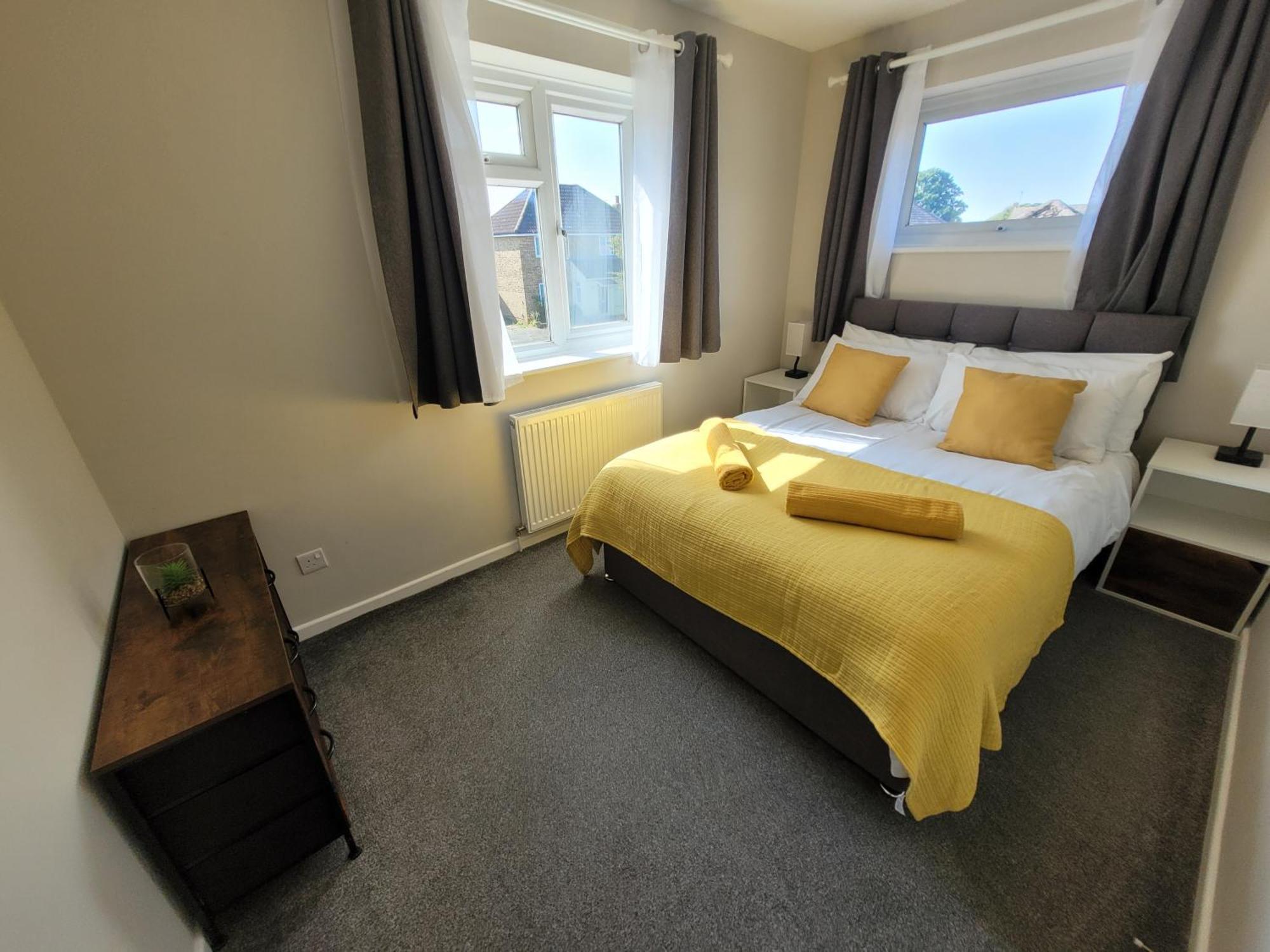 President Road- A Spacious And Homely Four Bed House By Catchpole Lexden