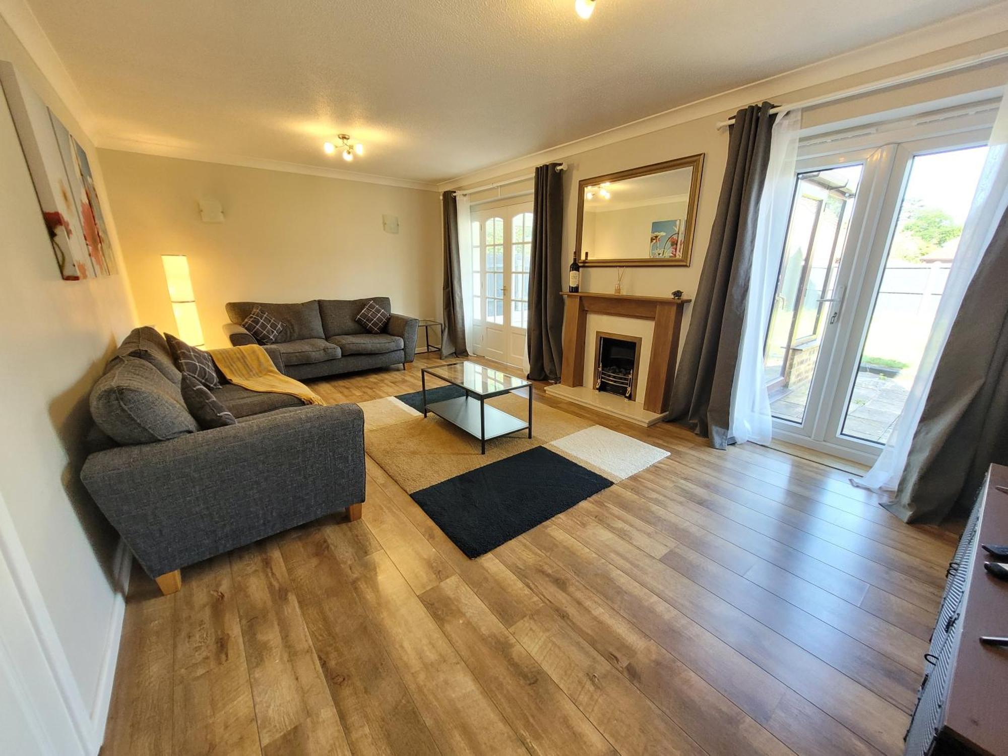 President Road- A Spacious And Homely Four Bed House By Catchpole Holiday home Lexden