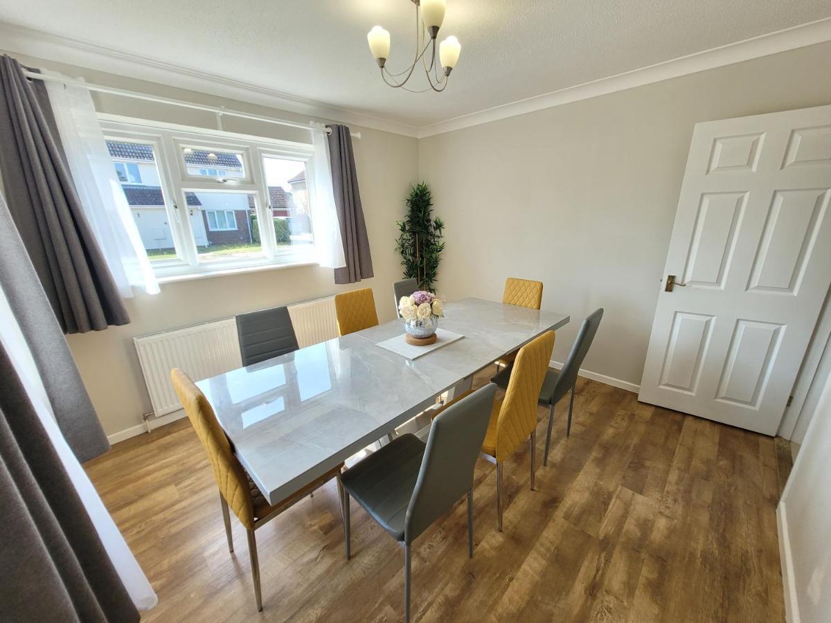 Holiday home President Road- A Spacious And Homely Four Bed House By Catchpole Lexden