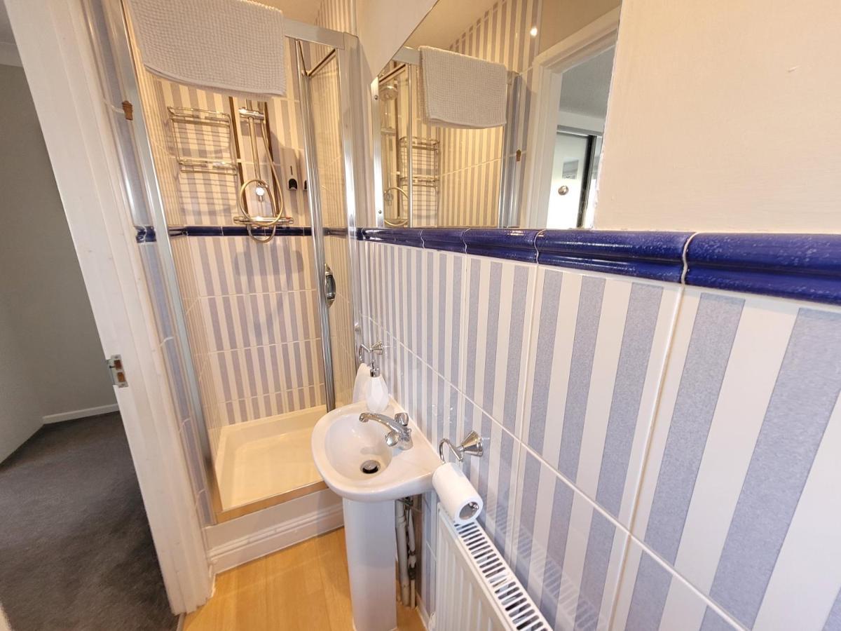 President Road- A Spacious And Homely Four Bed House By Catchpole *