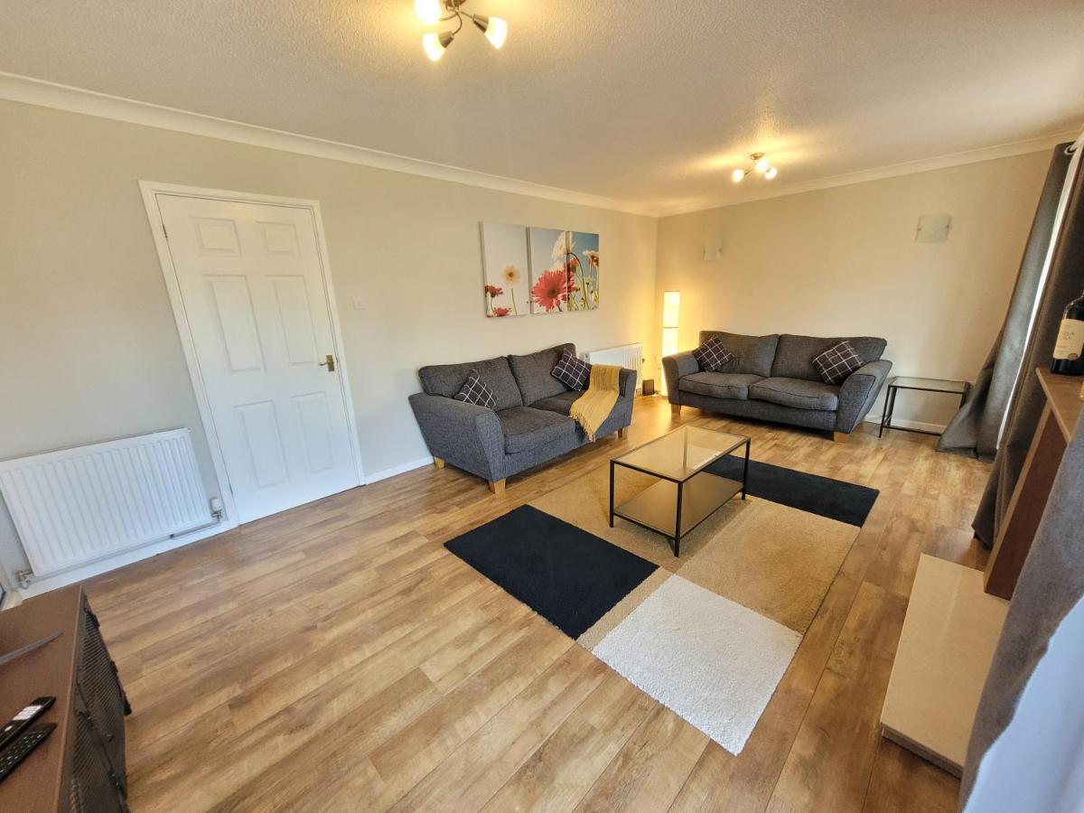 President Road- A Spacious And Homely Four Bed House By Catchpole *